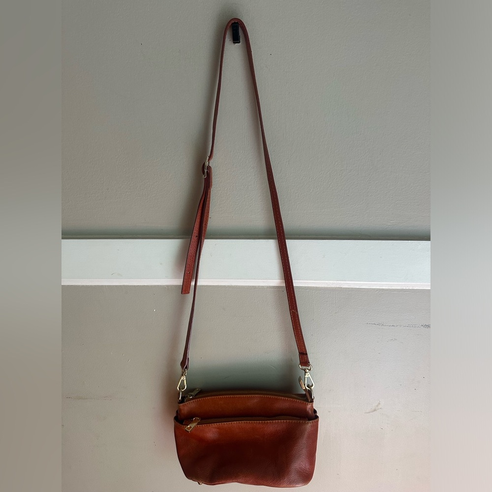 Divina Firenze Italy Lilia Orange Genuine Leather Crossbody Purse - Picture 5 of 7
